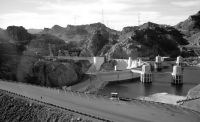 ГЭС Hoover Dam (ущелье р. Колорадо в Калифорнии) --- Нажмите, чтобы увеличить.